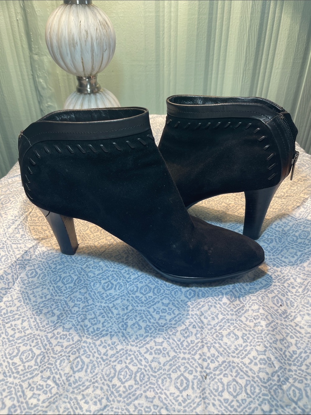 Aquatalia Black Suede Ankle Booties with Decorative Topstitch & Back Zip Size 9.